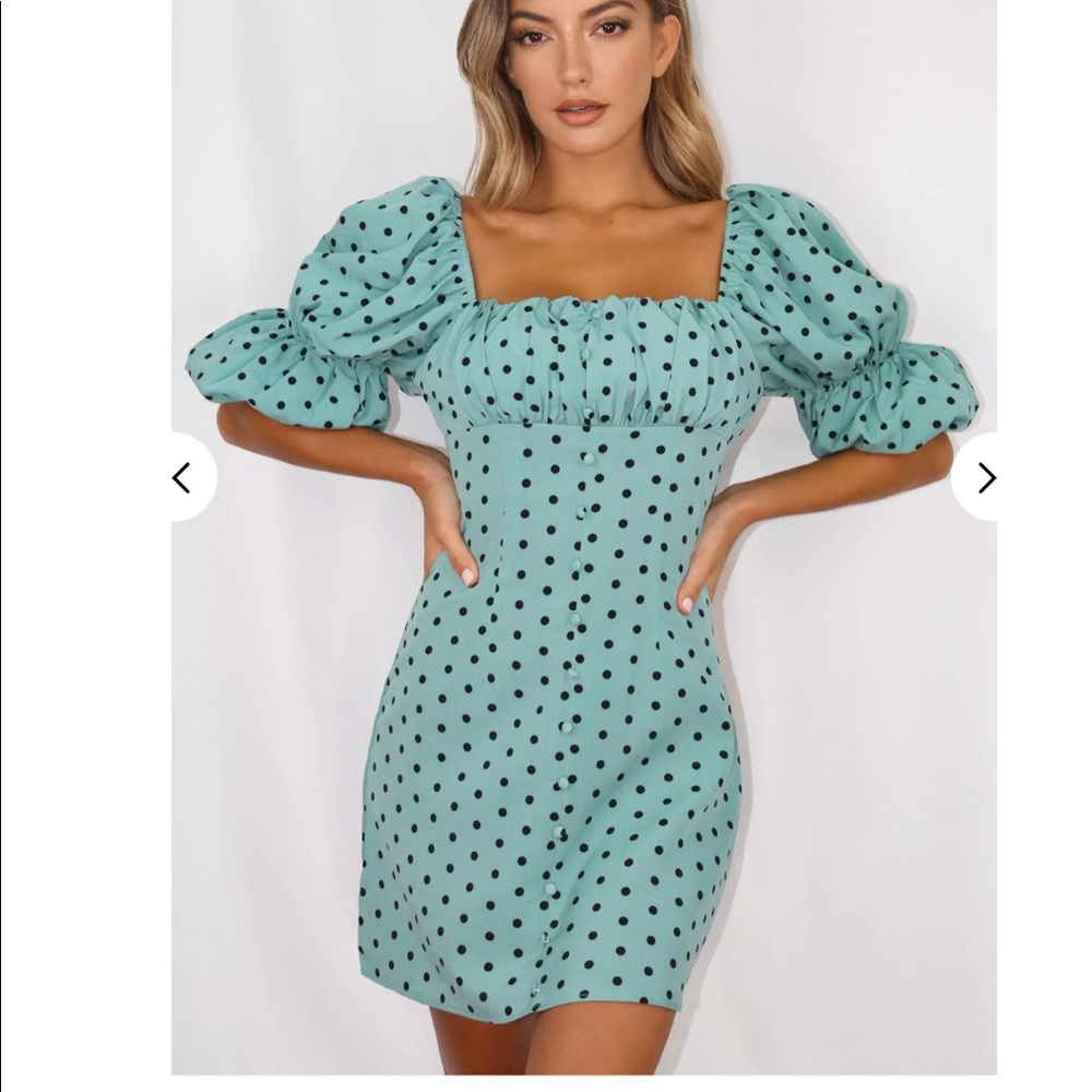 ♥️🆕Missguided polka dot puff sleeve skater dress